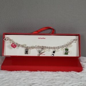 Jetsetter Charm 7 1/2" Bracelet, NEW In Box